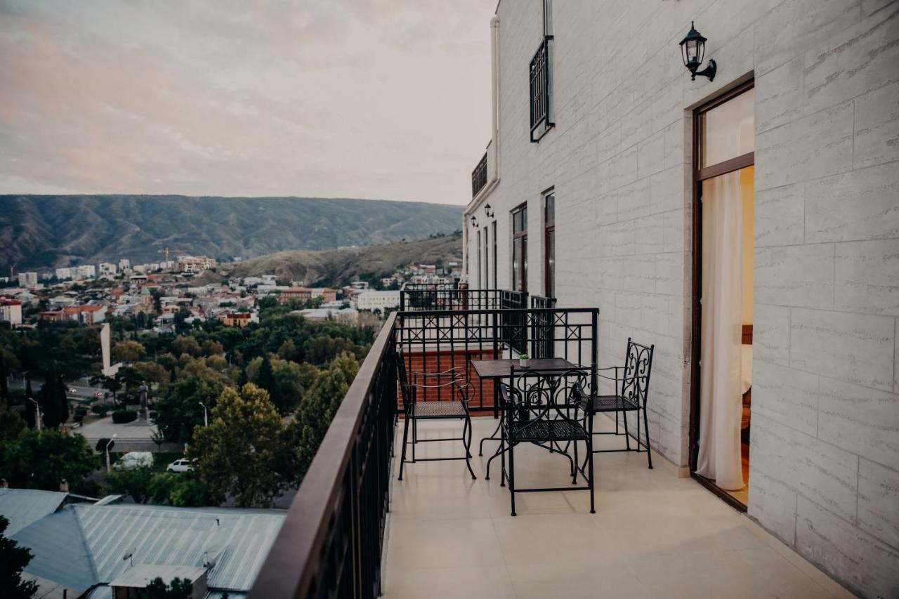 Hotel Avlabari Terrace Tbilisi ภายนอก รูปภาพ