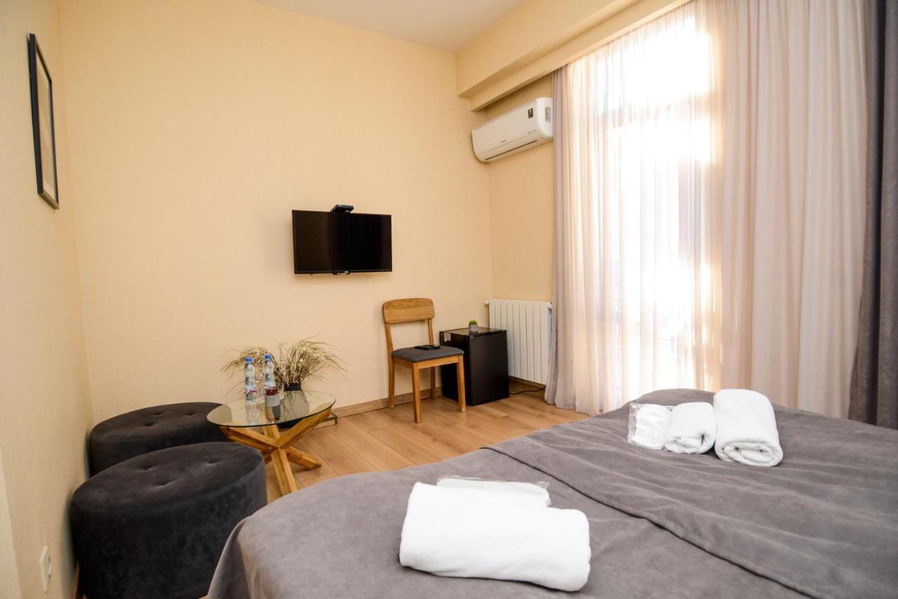 Hotel Avlabari Terrace Tbilisi ภายนอก รูปภาพ